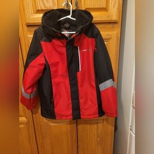 Boys winter coat. Size 8 (Med)